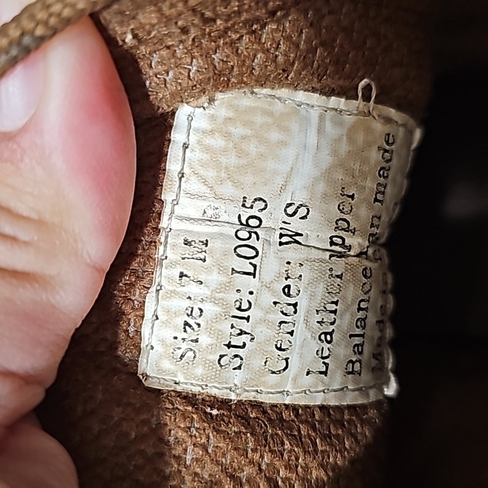 Justin boots 100% leather brown sz 7 lace up. - Picture 7 of 8